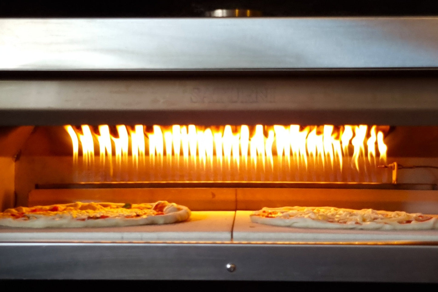 Horno compacto a gas